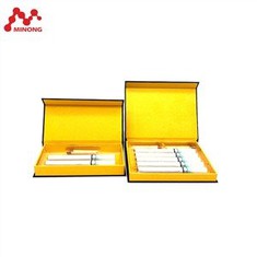 Cigarette Box nrog qhov yuam kev